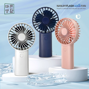 �ٸ���Ȱ ���� �÷���4000 �޴�뼱ǳ�� 4,000mAh �޴��/Ź���