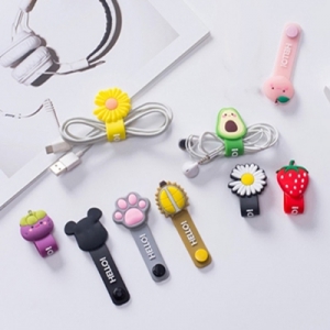 ĳ���� ���̺�Ÿ�� �������� �ٿ뵵��� ���̺����