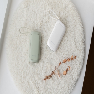 �ö����� �ճ��� ���� ���͸� 5000mah C-TYPE �������̺�