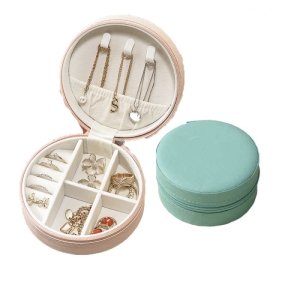 ���� ���� �Ǽ��縮 �־� ������