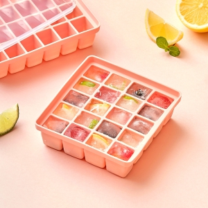 �Ǹ��� �Ǹ��� �ϳ��ϳ���� ������ ť�� ���� Ʈ���� 20��