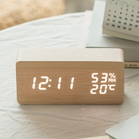 �ö����� ��� ��,���� LED ������ Ź��ð� | ���˹� ����