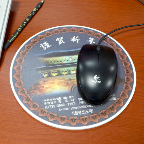 ��ǻ�Ϳ�ǰ ���콺�е� UVĮ�� ���콺�е� ���ձ������λ�_PVC �������콺�е� ���� (190*190mm) ��ǰ ����