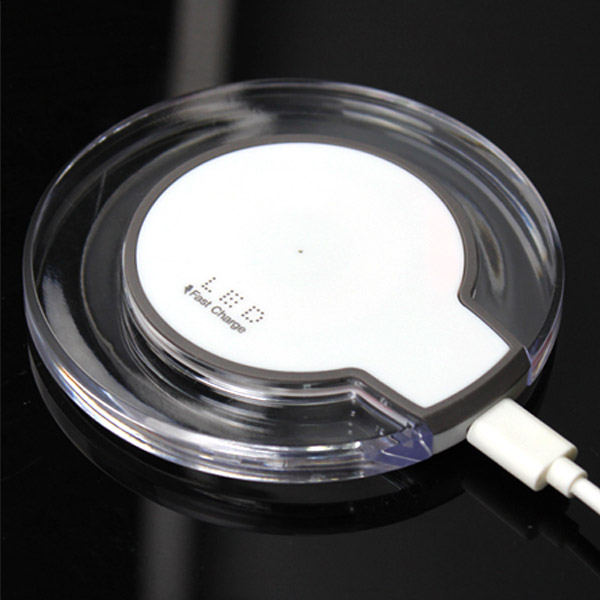 �Ǵн� �Ǵн� 15W ���� LED ����� ���������е� TQ300 ��ǰ ����