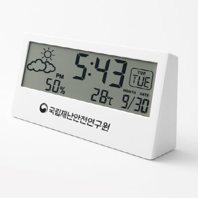 ���̵��/��Ȱ��ǰ �ð� �����нð� ���� LCD  �½��� Ź��� �ð� D-C90 ��ǰ ����